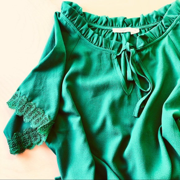 emerald green blouse - Picture 2 of 4